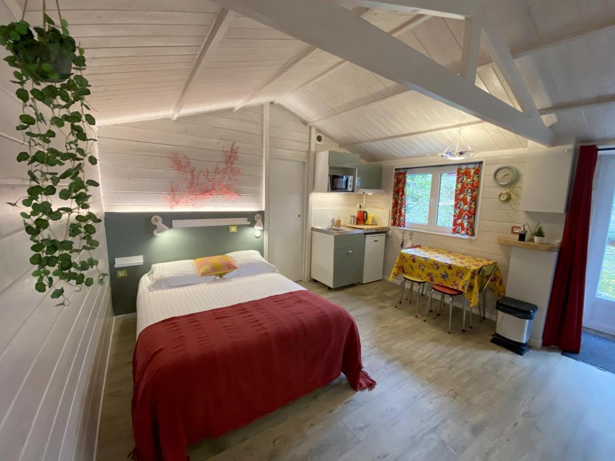 לינה וארוחת בוקר Le Cabanon De Chessy מראה חיצוני תמונה